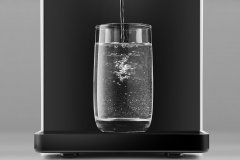 富氫水每天喝多少量合適？氫力泉為您揭秘